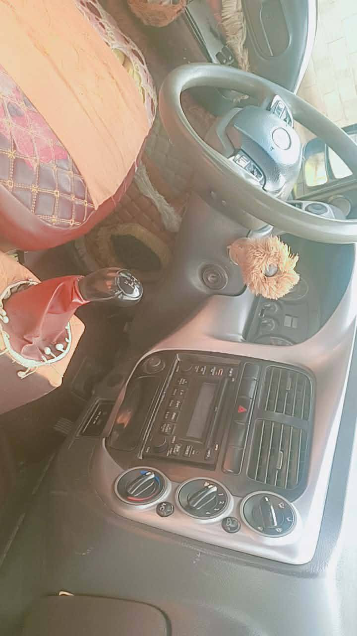 سلام عليكم
 كيه حمل للبيع ٢٠١٣ تحويل مباشر سنويه ال2029 
تخم تاير صدر كير مكينه اكسل مكفولات 
 السعر 95 بيه مجال
  ***********
