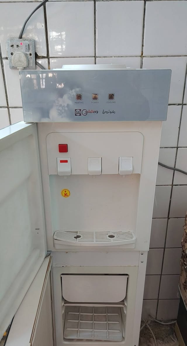 براد ماء شغال حار بارد وثلاجه نظيف حيل للبيع + أدوات منزلية للبيع


**إذا كنت صاحب هذا الإعلان وتريد حذفه لأي سبب، رجاءا أرسل رسالة إلى الدعم الفني**