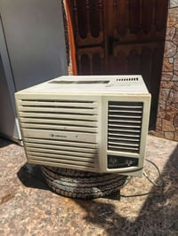 مكيف • شبه جديد • نجف