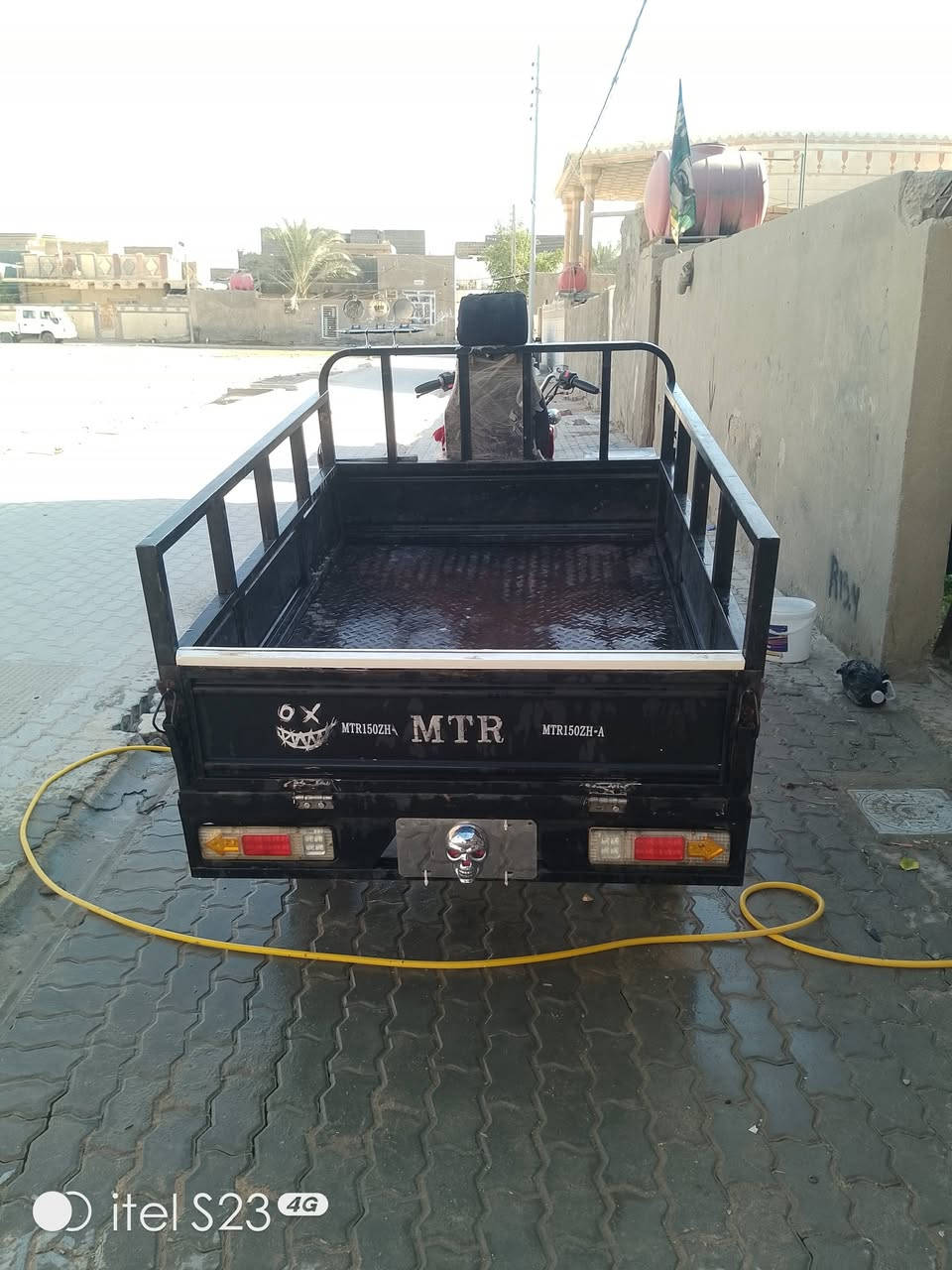 سلام عليكم ستوته البيع مديل 20 اوراق اصولي  مكينه 25 صارلي سبوعين من شاده ستوته مكفوله من شاصي وركبه وخياس والحيم مكان السماوه الوركاء   هاذه رقم تلفوني مامتوجد خاص ***********
