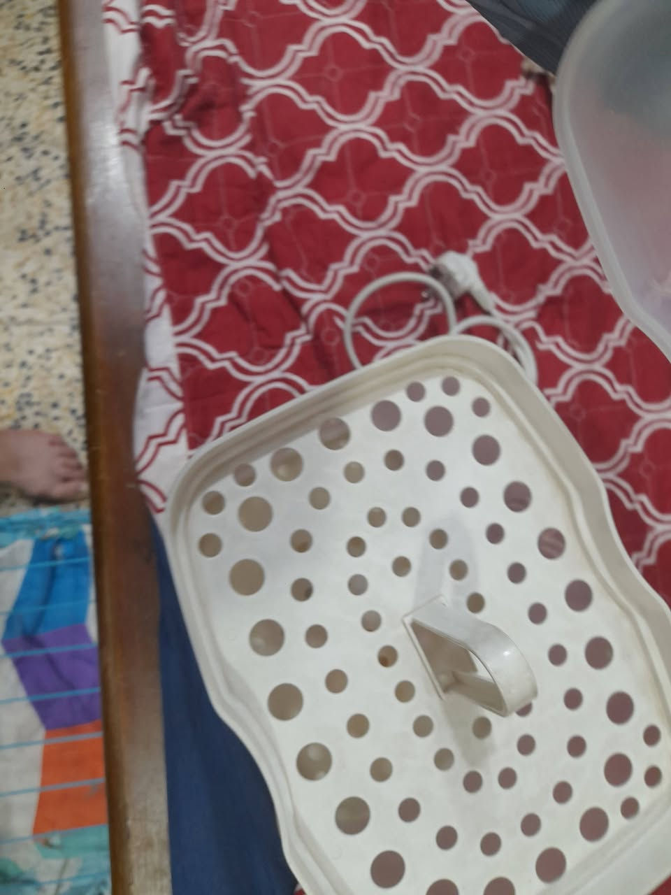 السلام عليكم ورحمة الله وبركاته معقم مميات جديدة مستعمل قليل جدآ السعر 30 للستفسار من *********** واتساب
