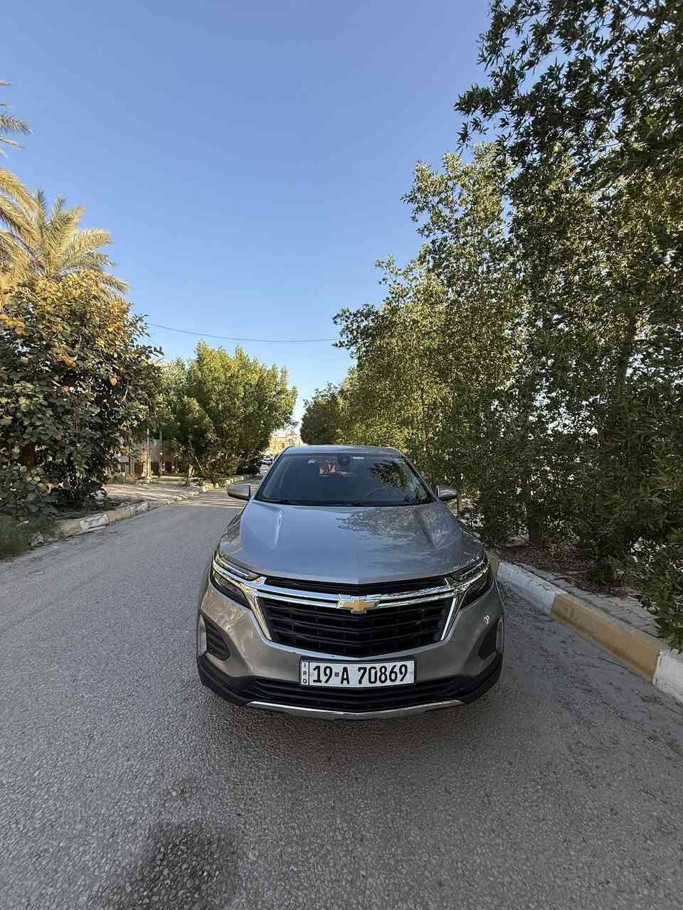 سلام عليك
 كونكس موديل 23 
بيها جاملغ خلفي وباب خلف السائق 
فئة الLt 
 مكان السيارة كربلاء 
السعر 155$
التواصل :***********
