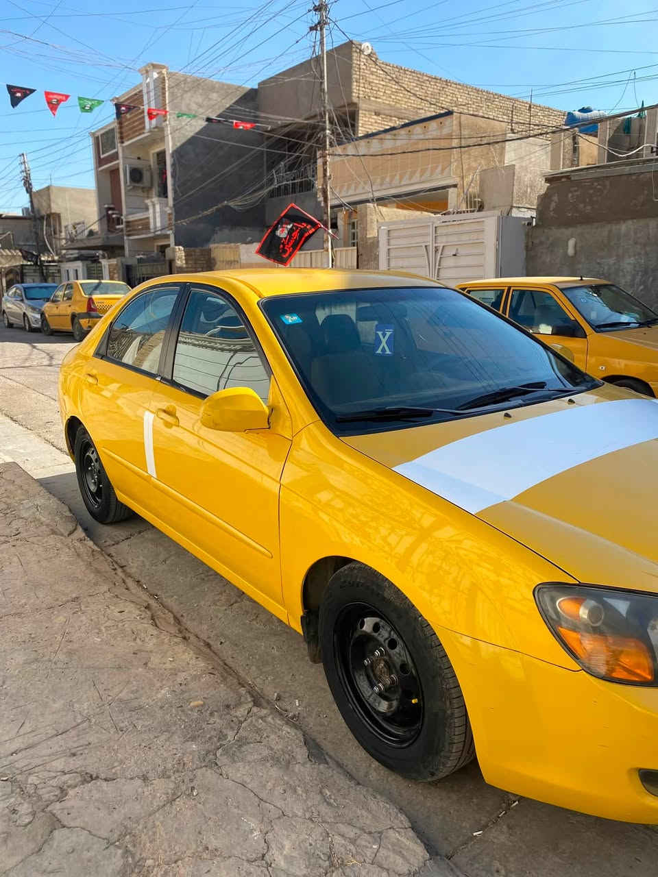 السلام عليكم
كيا سبكترا رقم انبار سنويه27 تحويل بالغزاليه
موديل2009 وارد امريكي ضربتها قبق الجنطه والحوض الحوض مسحوب جاملغات ما مليوحه وهنا بالعراق باب السائق بدلتها اثر طخه بدون دواخل وعندي صورتها قبل ما ابدل
كير مكنيه لا تنقيص ولا تبخير مكفوله تبريد مكفول جديد السياره مكفوله من العيب الشرعي والكلبه والتجيه السياره كلها ملكطه وبيها معجون ومصبوغه عام 
مسوي عليها ادامه جوينات وبلكات ونوزلات وقوايش ورولات وجبن البارحه شادلها زوج تايرات جديد مدوشمه ارضيه وسقف وكشنات وبيها شاشه وكامره دوراه السعر62 وبيها مجال بسيط مكاني بغداد الدوره 
***********
