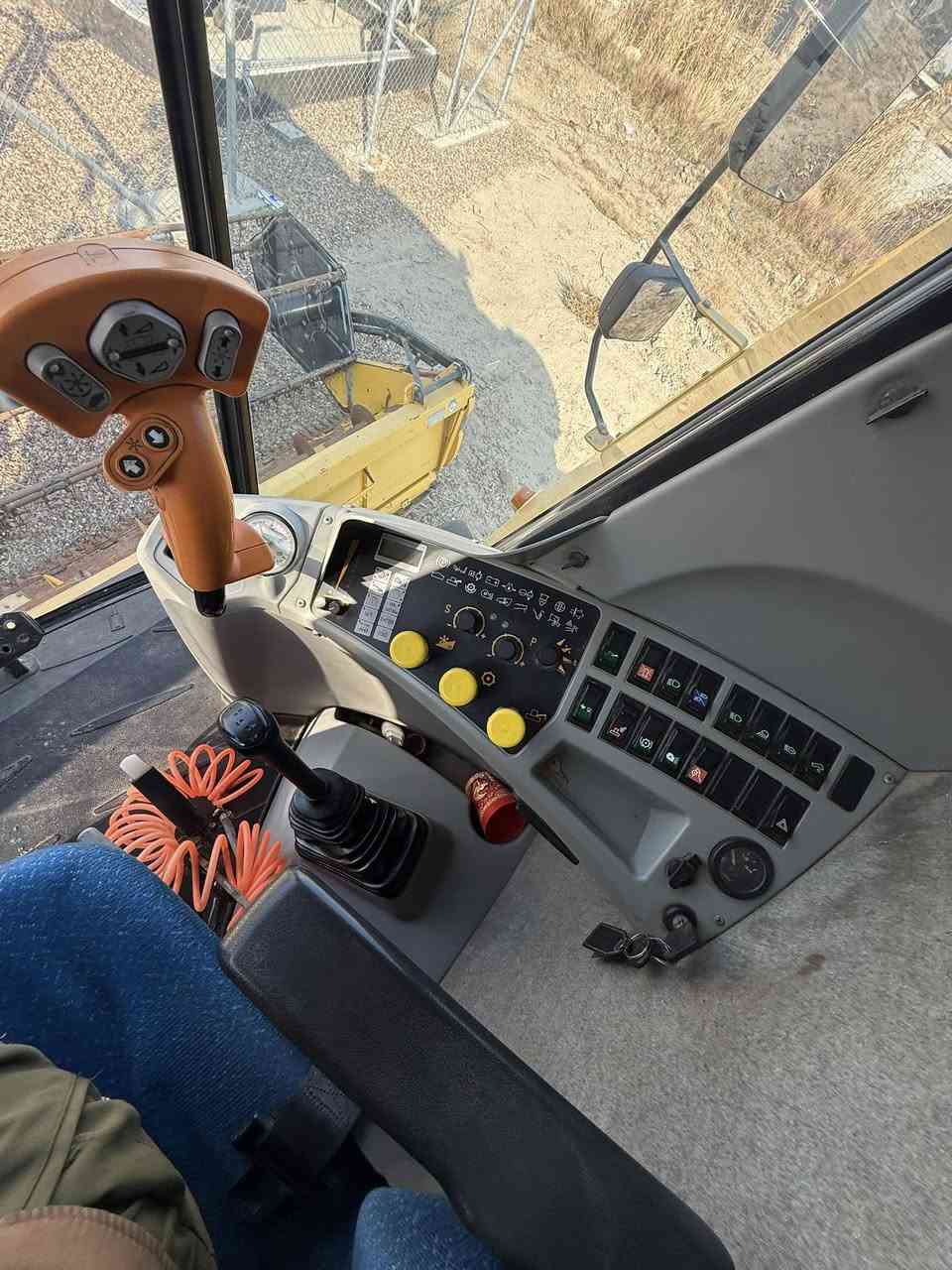 دراسه البيع 2012 50,80 انجكتر دبل درام فول مواصفات مشتغل موسم واحد بل عراق ***********
