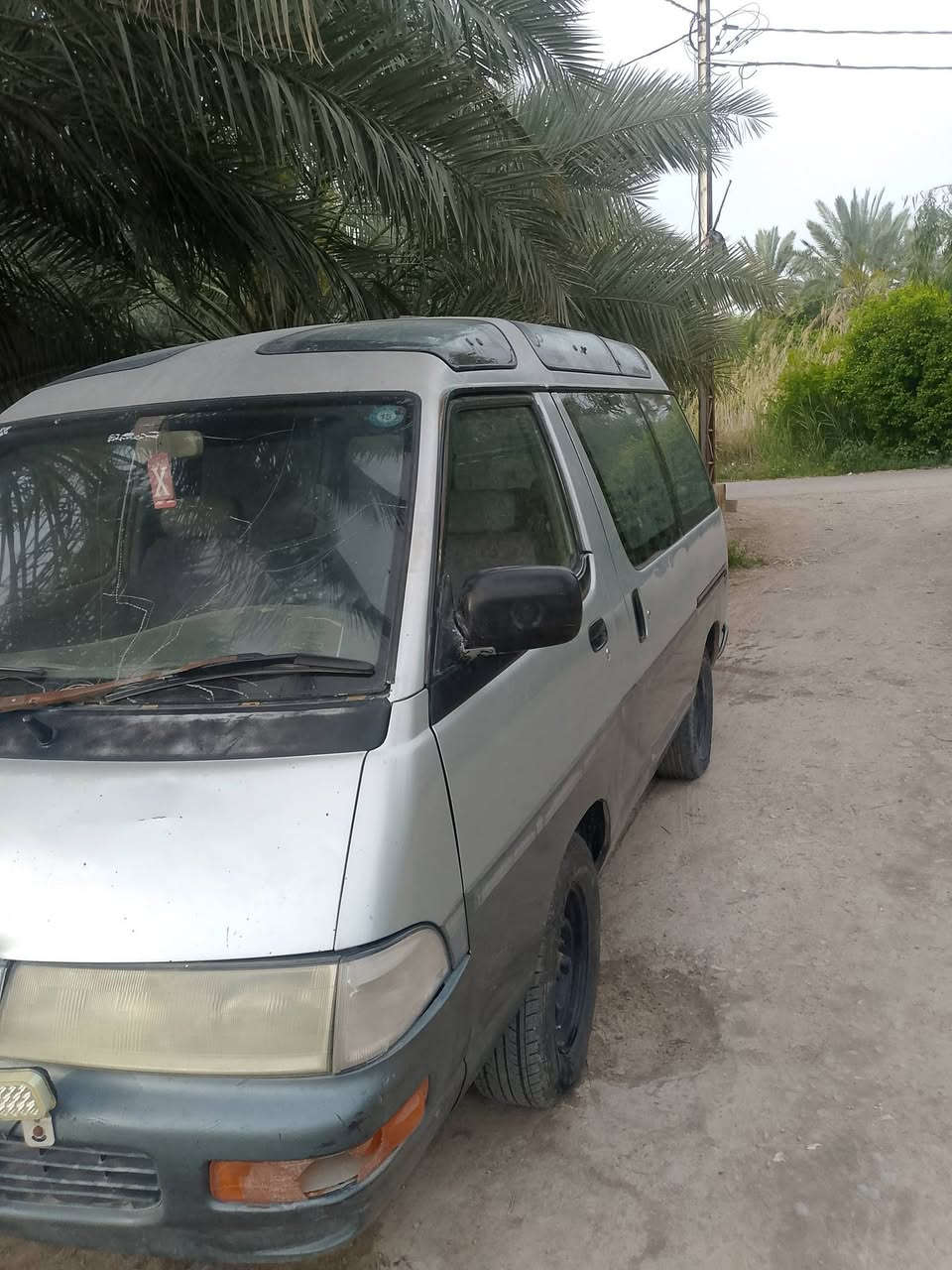 السلام عليكم للبيع اومراوس اب سيفيه نضيفه فاره موديل 92سنويه منتهيه من19مكينه اثري واي بداية نفخ قليل شرط التحويل سعر 25وبي مجال للستفار ***********مكان صويره
