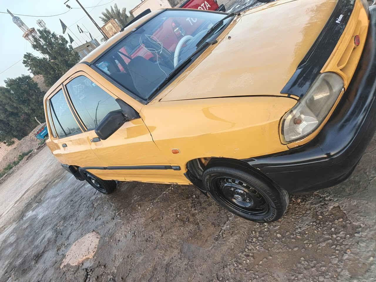 سلام عليكم سايبه رقم بغداد الدولي11 
سنويه27 ولا ربع مطلوبة 
مكينه تبخير 
كير حداديه كهربائيات تبريد كله شرط✅ 
مكفول كفالة عامه ***********
ما عده جاملغ خلفي بيه ضربه 
السعر 27 وبيها مجال للطيبين واني خادم 📍ديوانيه عفك
