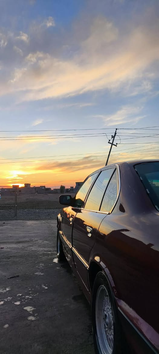 السلام عليكم 
BWM حجم520اصل موديل1992 
لون ماروني دم الغزال رقم بغداد ب اسمي دولي مشروع وطني تريد وكاله تريد تحويل كهربائياتها شغاله من الدعاميه لدعاميه لايت زينون نهار صدر امامي جديد خلفي جديد فقط عايزه فراك دبل طاك شيال كاردن جديد جوم چوبي محرك فل كير تماتيك شرط تايرات الاماميه جدد الخلفي فوك النص عمر تبريد ثلج تدفئه نار 🔥
السياره عايزها فقط قرفه قرفتها شويه تعبانه مصبوغه جماليه فقط ترايك وين مايعجبك نشاط اتشگ الگاع شك تعال وشوف العنوان السعر50وبيها مجال حك الجيه
القياره قريه الحاج علي 
الاستفسار اكثر***********
متواجد عل خاص24ساعه
