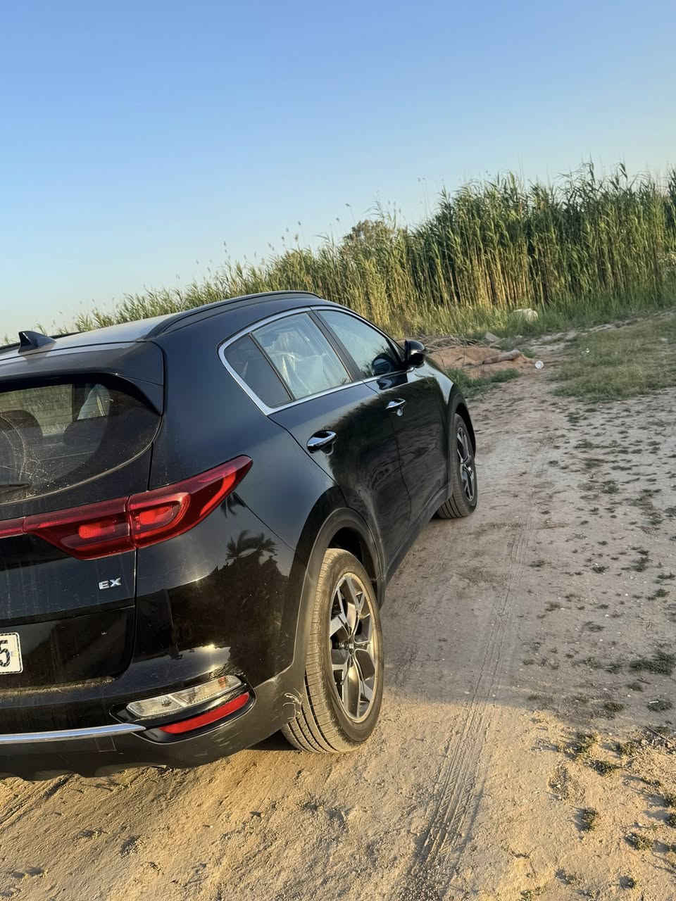 سبورتاج موديل 22فول مواصفات واحد على واحد رادارات بانوراما باب خلفي كهرباء مري شفط جلد تبريد قطعتين نقطه عمياء قياده ذكيه مثبت سرعه تشغيل بصمه ماشيه ٣٩ الف م رقم بغداد السعر ١٦٨ قابل للتفاوض بيه ٤قطع صبغ حادثه جاملغ وبنيد بدون دواخل للاتصال ***********. مكان السياره بغداد الشعله
