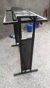 ستاند ملابس تبيع سعره 150  07725847390 اتصل رقم