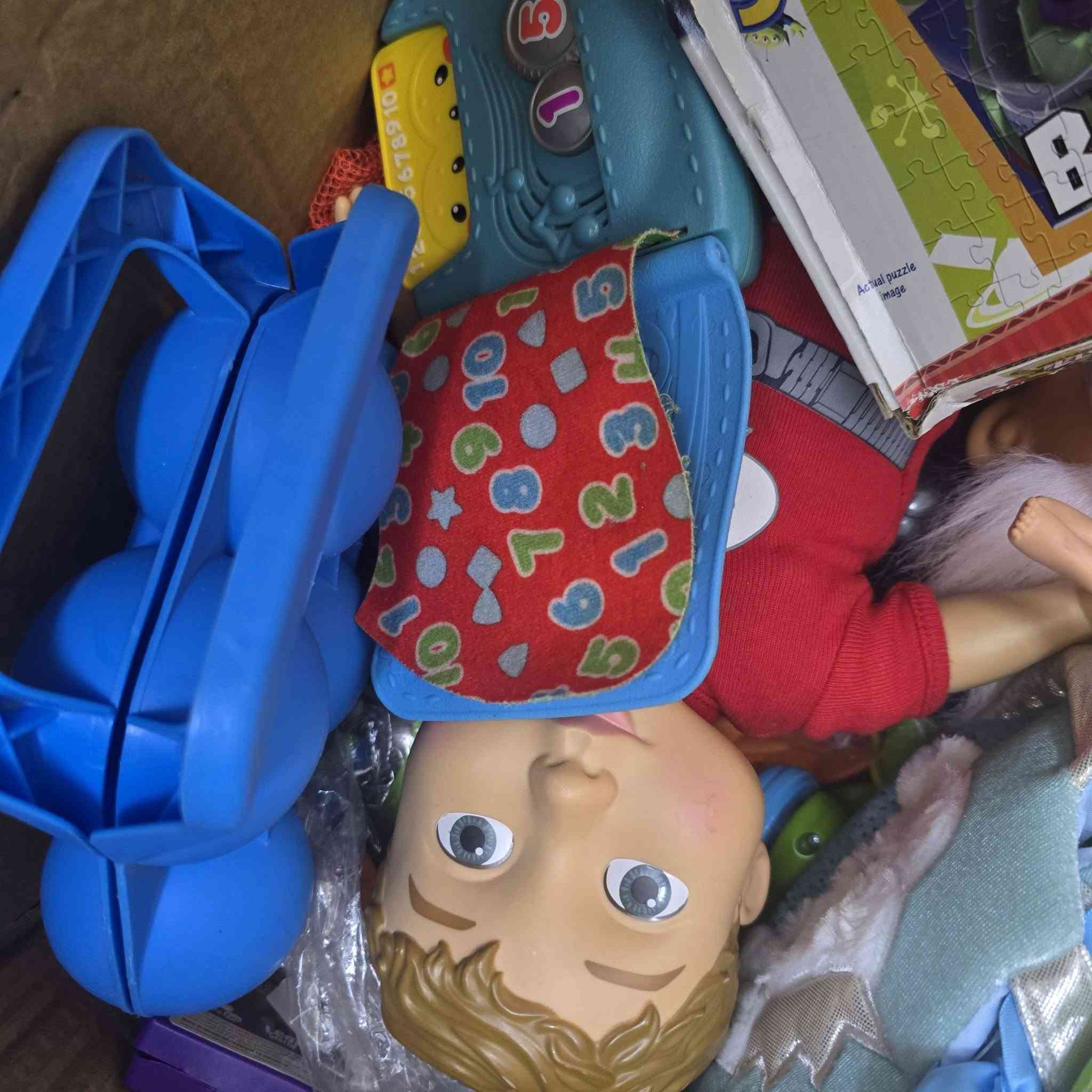 تخفيضات تخفيضات
صندوق العابه أوربية 
السعر ٢٥ الف فقط شامل أجور التوصيل


**إذا كنت صاحب هذا الإعلان وتريد حذفه لأي سبب، رجاءا أرسل رسالة إلى الدعم الفني**