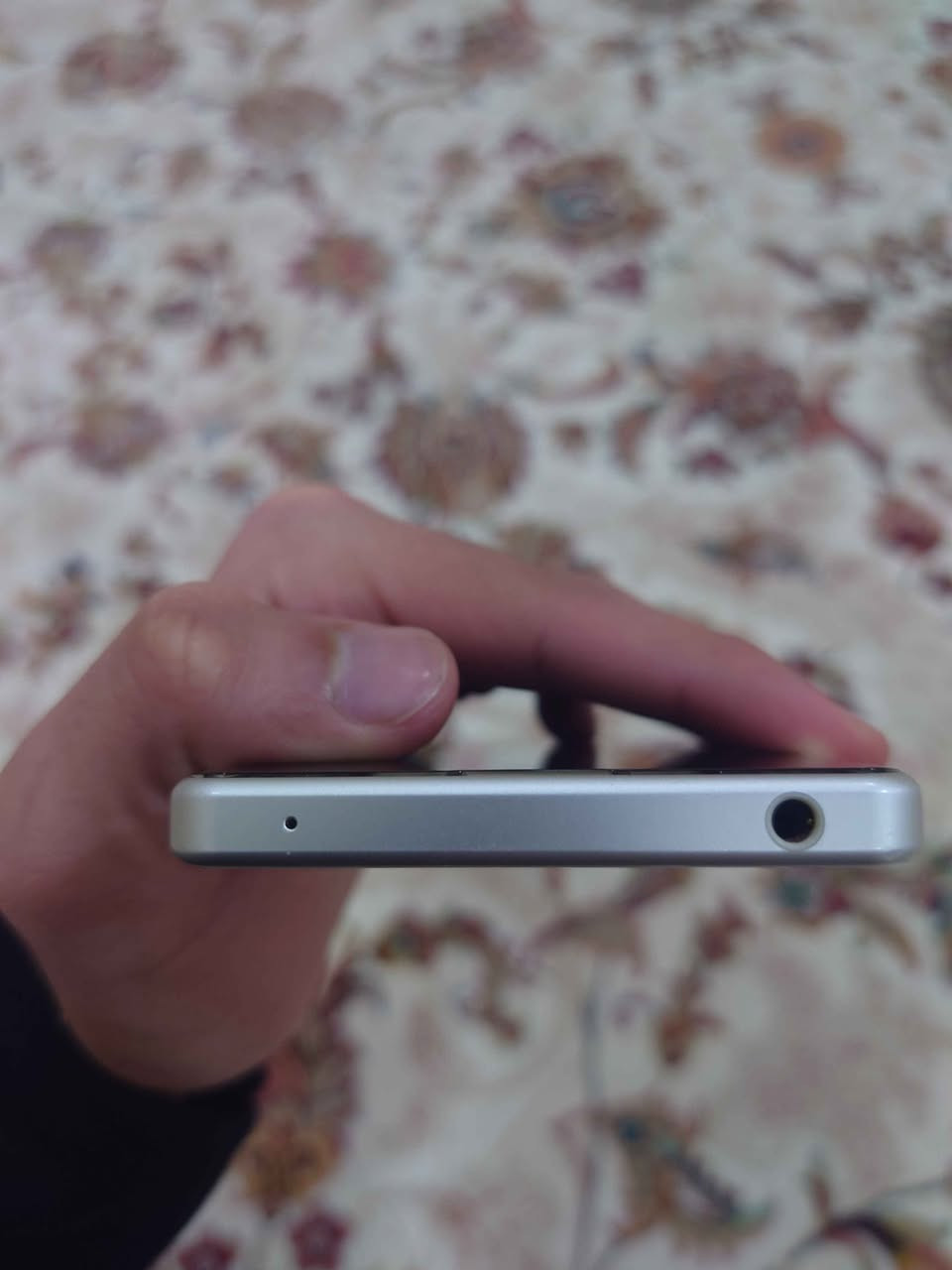 Sony Xperia 5 mark 4 
Snapdragon 8 gen 1
کامێرایەکی زۆر جوان 4k
شاشەیەکی تایبەت 
128gb
نرخی 225 هەزار
گەیاندن بەردەستە السليمانية, العراق


**إذا كنت صاحب هذا الإعلان وتريد حذفه لأي سبب، رجاءا أرسل رسالة إلى الدعم الفني**