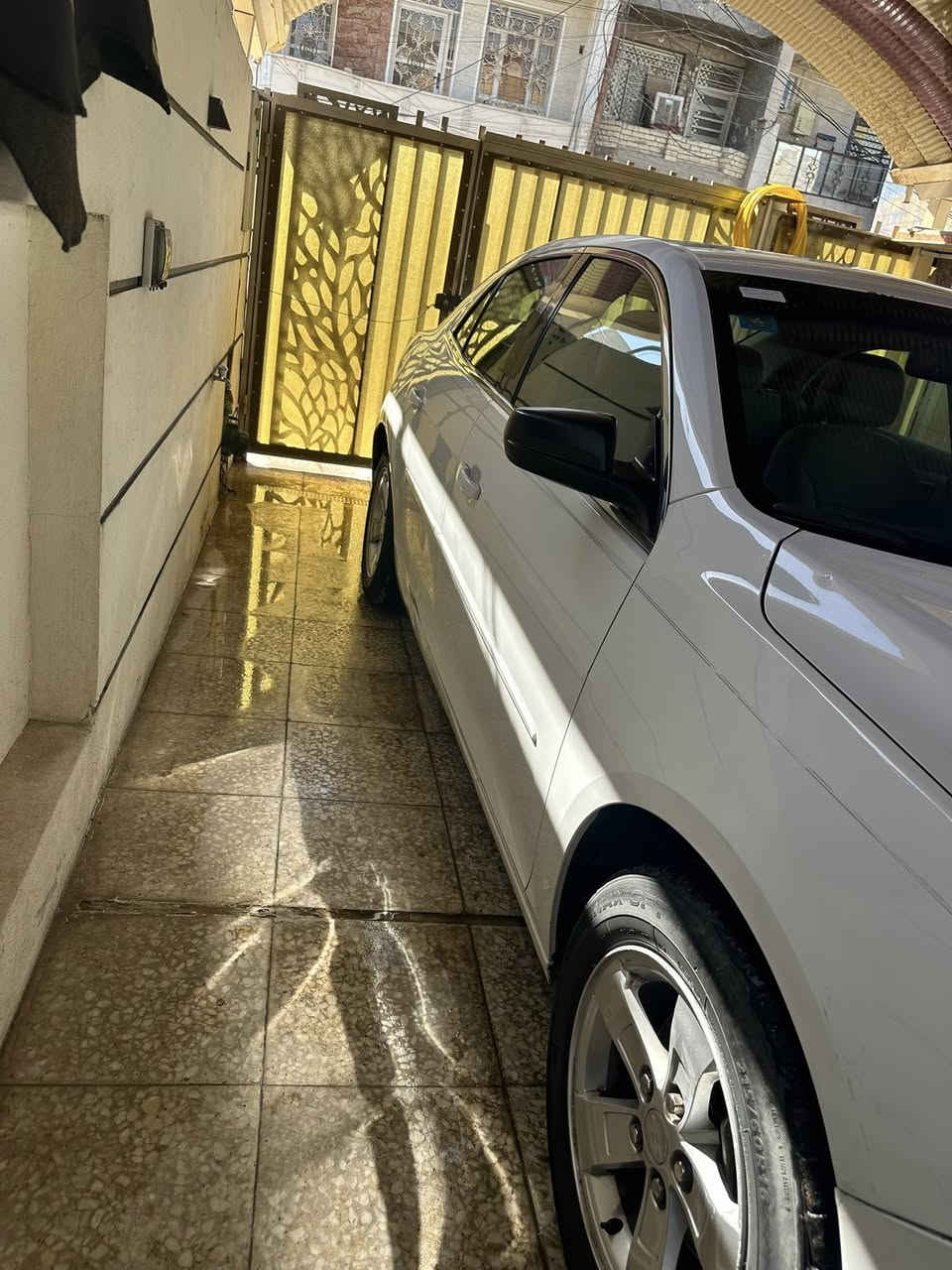 السلام عليكم ماليبو للبيع ٢٠١٣ مكينة ٢٤٠٠ رقم بغداد سنوية بأسمي بيه ٣ قطع صبغ 
السعر 90 اذا اكو مراوس عادي اراوس حسب القناعة 
العنوان بغداد الكرخ 
رقم الهاتف ***********
