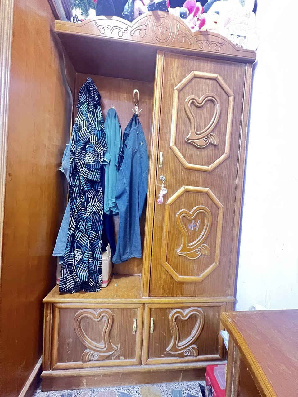 غرفه مستعمله  
متكون من ٧ قطع  
رايدتها ب٨٠٠ وبيها مجال 
العنوان البصره الحيانيه شارع اول لاين


**إذا كنت صاحب هذا الإعلان وتريد حذفه لأي سبب، رجاءا أرسل رسالة إلى الدعم الفني**