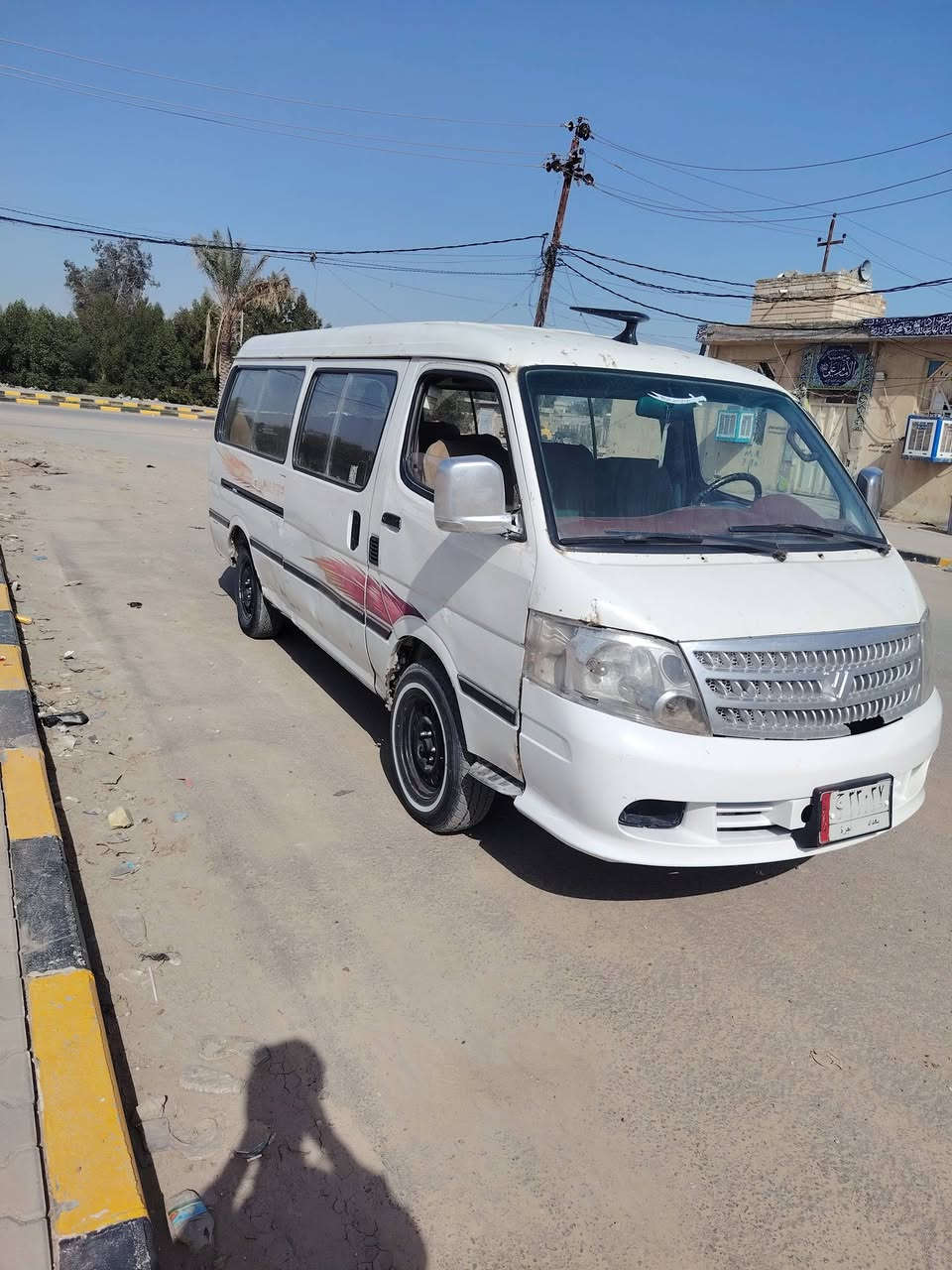 فتون موصليه موديل 2014 مكينه جديده كير اكسن جدد امس شادهن تخم تاير دواخلها نضيفه كهربائيات كلها شغاله حداديه بل جيس جاهزه بيها بس خياسات قليلات مكاني نجف السعر... ٣٧ وبيها مجال /***********
