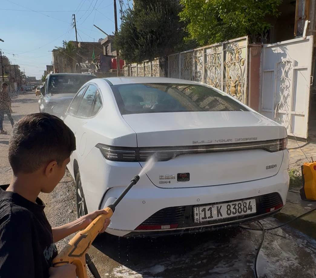 ديستروير 2025  —  للبيع 🔥

🚘 ديستروير 2025
سيارة تجمع بين ، القوة، والتكنولوجيا الحديثة بتصميم يخطف الأنظار من أول نظرة
ممشى السيارة 25.000 كم 
✅ محرك١٥٠٠ تنفس طبيعي  وأداء ثابت
✅ شاشة كبيرة ونظام ترفيه متطور
✅ كاميرات + حساسات أمامية وخلفية
✅ فتحة سقف
✅ تشغيل بصمة وستارت
✅ مقاعد جلد 
✅ إنارة LED كاملة بتصميم شرس
✅ رياضية فخمة
✅ أنظمة أمان ومساعدة قيادة متطورة
للتواصل الاتصال فقط 
***********
20 مليون و مجال بسيظ بغداد, العراق
