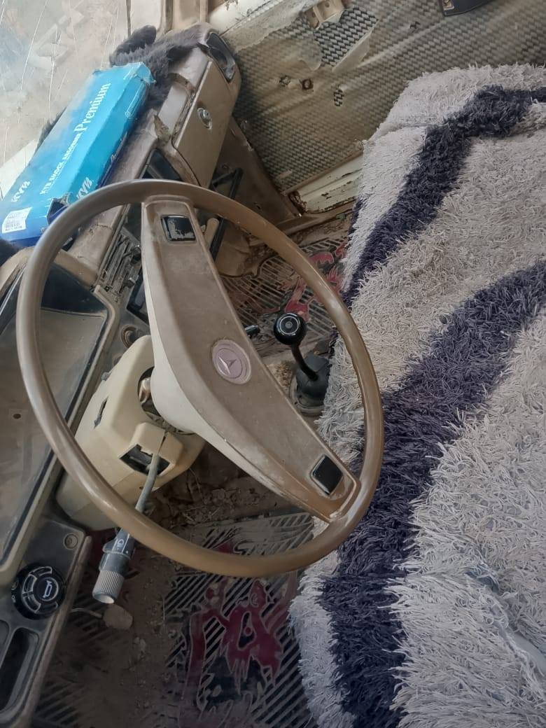 مكلف بالنشر 
بيكم ٨٠ رقم كركوك صدامي ابيعها حبل مكفولة دولة أو عشائر كير محرك شرط صدر أمامي خلفي جديد كهربائيات شغالة تخم تاير جديد السعر ١٠ اوراق قفل مكانها صلاح الدين العلم اربيضة 
***********
