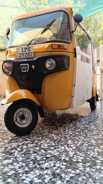 سلام عليكم تكتك مديل 22 شهر 12 كفاله عامه رقم انكليزي بسمي تحويل ثاني  للتصال***********
