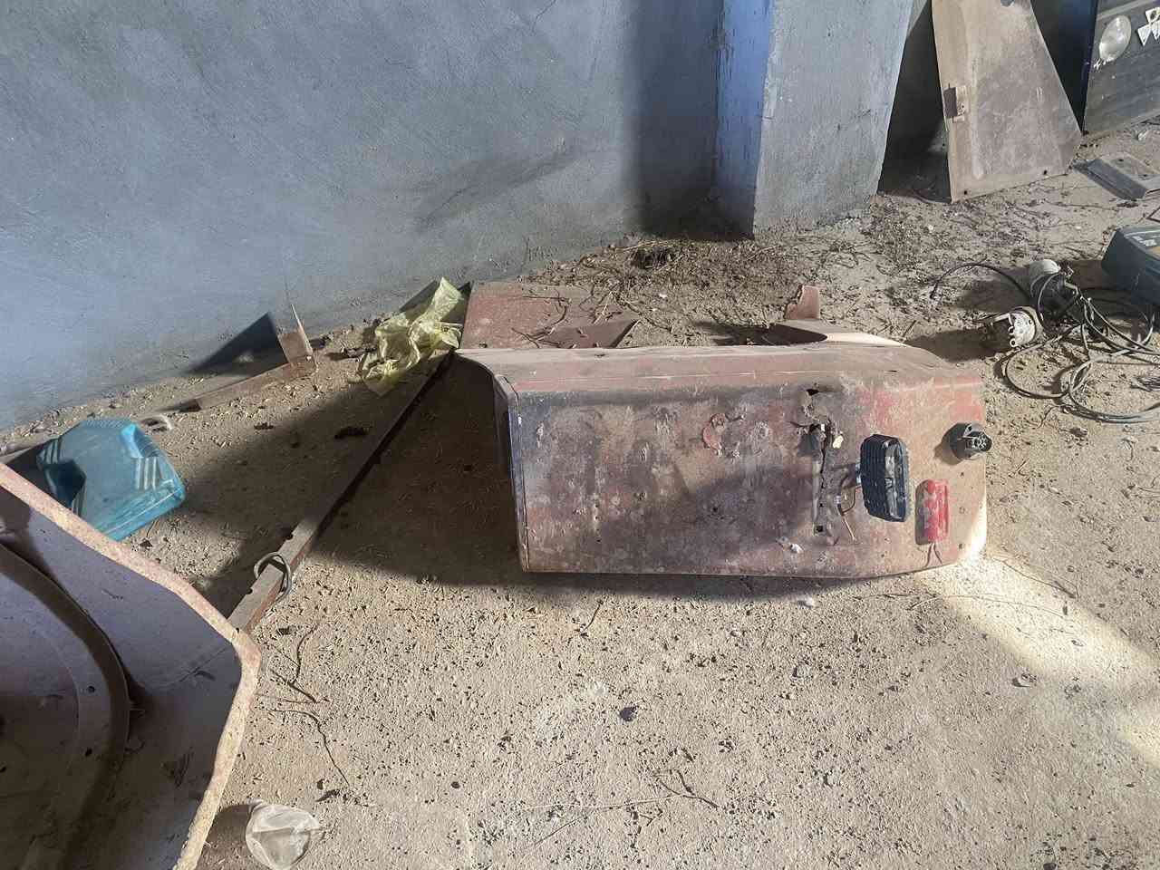 السلام عليكم للبيع غراض فوركسن انكليزي  عنوان واسط كوت  واتساب ***********
