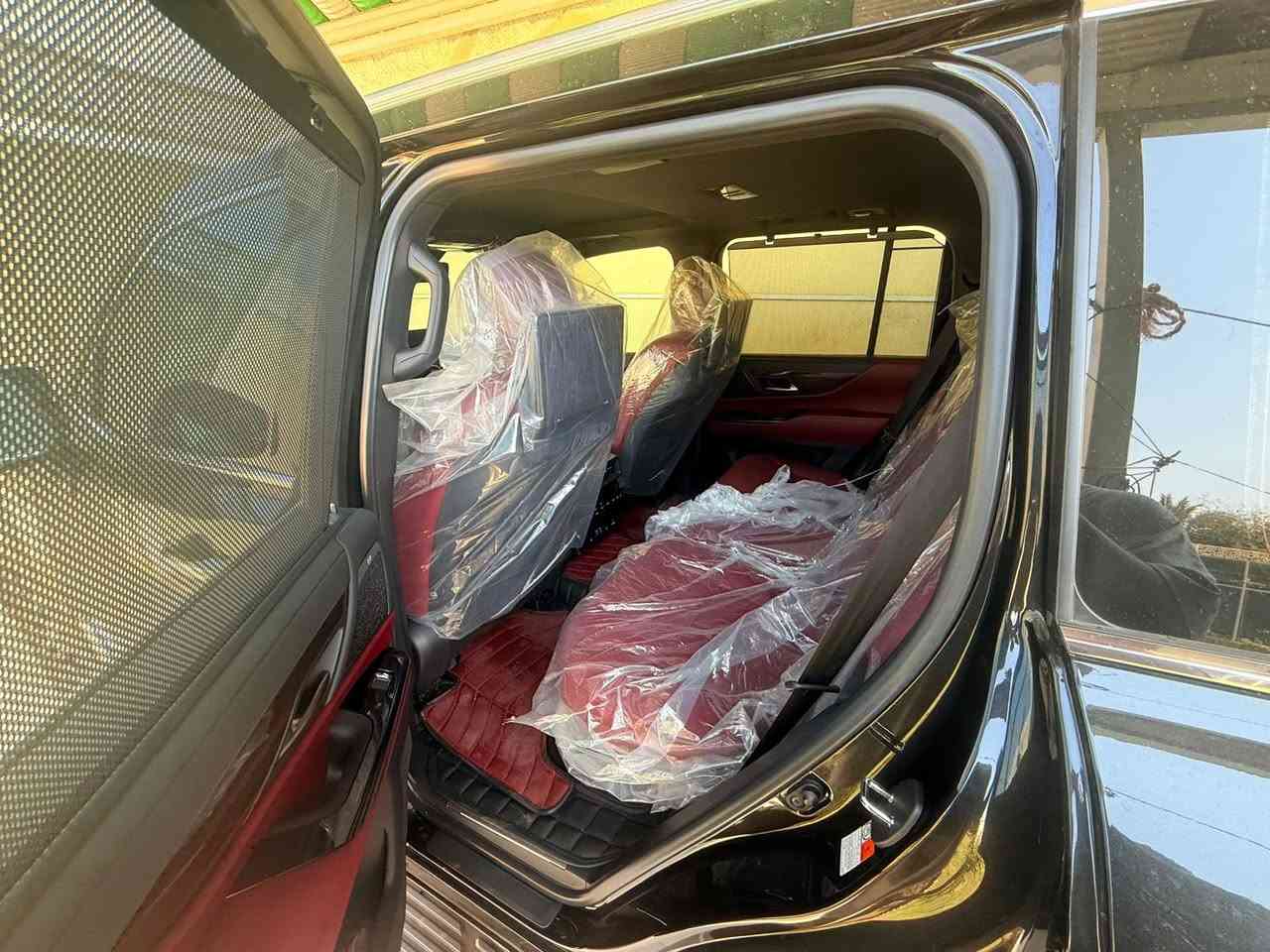 السلام عليكم لكزز للبيع 2024
ماشيه6 الف حقيقي سياره مغلفه ppf 
للستفسار اتصل ***********
