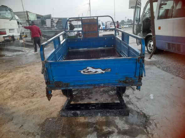 سلام عليكم ستوته موديل 14 نضيفه مكينه وكير أوراق اصولي ركبه ملحومه باج السعر700 الف وبيه مجال العنوان السده الهنديه ***********
