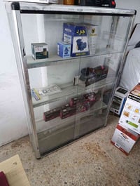 عندي هذا للبيع نضيف متر وعشره ب متر ونص  07806410760 السعر 50الف