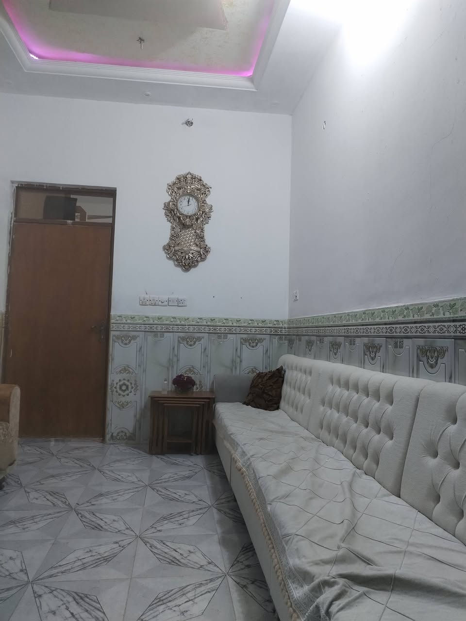 💎🔹مكـ✯͜͡المصطفى𝄠ـتب▪️💎

((بسم الله الرحمن الرحيم))
🏡     🏘      🏚 

السلام وعليكم

#يوجد_مشتمل للبيع 

#العنوان  الفلوجة 
#في حي الشهداء منطقة ال 10 الف 

✅المساحة :  110 m
غرف عدد 2
استقبال 
صالة 
مناور 
مطبخ
صحيات  
  
                       #بناء 🧱 : بلوك 
      
     #شارع 🏞️⬆️⬆️ : 8  m نافذ على ال 40

  #السعر_محدد_من_قبل_البائع 
           
        ⚖️⚖️   نوع الملك : طابو صرف تحويل مباشر  🏙 

السعر = 68 مليون  وبي مجال بسيط 

       

♦️الاستفسار 📥 عنوان المكتب شارع المنجزات محطه 

للاستفسار : مراجعة مكتب المصطفى 

  #السعر_محدد_من_قبل_البائع

🥇#مكتب_المصطفى_للعقار 

💯علماً البيت جاهز للسكن🗣️
     
        ((شعارنا المصداقية)) 
،،،،،،،،،،،،،،،،،،،،،،،،،،،،،،،،،،،،،،،،،،،،،،،،،،،،،،،،،،،،،،،،،،، 
📬فقط ارسال المعلومات  على الواتساب او الاتصال على هواتف المكتب 

🤳متابعة الصفحه يصلك كل ماهوة جديد
⏪ملاحضه: السعرالعقار  يحدد من قبل البائع

  🏘️بيع وشراء الأراضي السكنية والزراعية وكافة

 العقارات🏘️🌐Anbar Fallujah_ الانبار الفلوجة🌐.

       ((««نستقبل هواتفكم على لارقام التالية»»     
       {{  © المحامي ياسين رافع العيساوي ©}}           

***********   واتساب + اتصال 
***********    اتصال هاتفي كورك + واتسا
