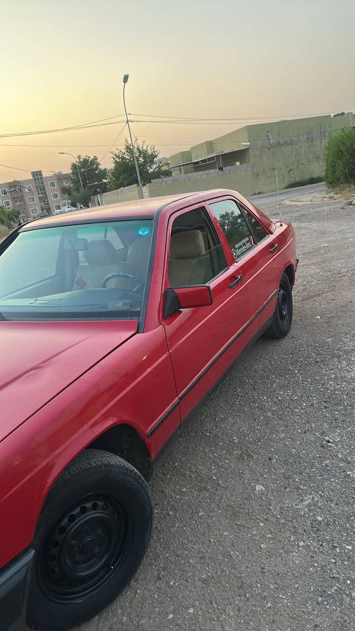 سلام عاليكم مارسدس 190 محرك بطه لا بيع ***********
