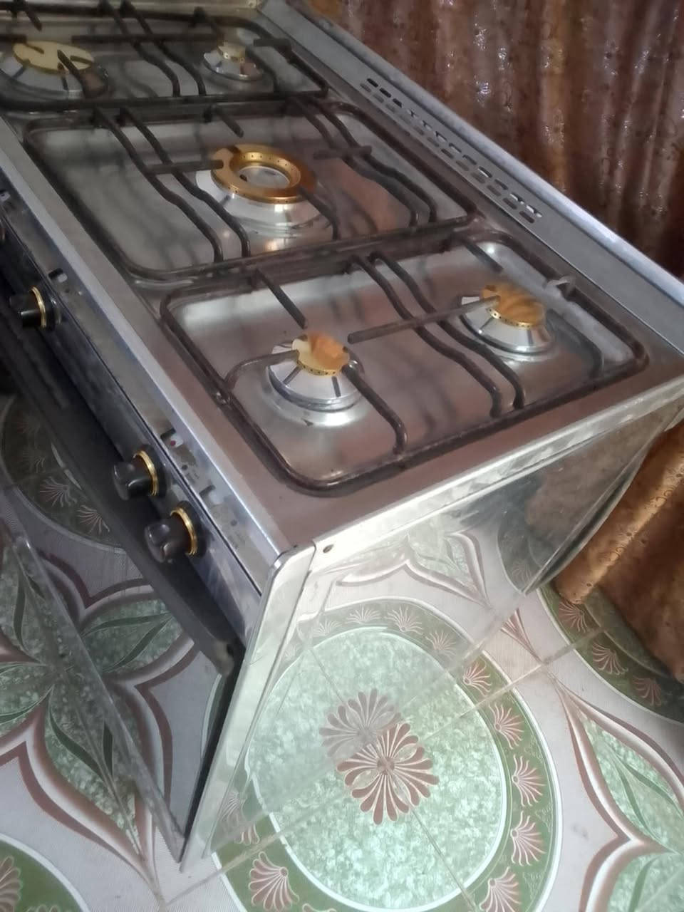 طباخ اللبيع وكلش انظيف ومكانه زين القوس


**إذا كنت صاحب هذا الإعلان وتريد حذفه لأي سبب، رجاءا أرسل رسالة إلى الدعم الفني**
