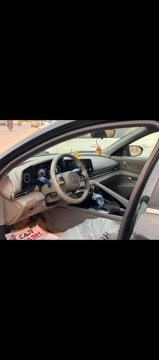 السلام عليكم
النترا ٢٢ فول معوقين بابل دخول جديد
بسم ولد موظف شاب
تشغيل عن بعد
مسجل Boster
فتحه سلايد روف
٤ بصمات بصمه الباب لمس
قياده ذاتيه
شاشه دبل كامره دواره
٣ انظمه قياده
دشبول إلكتروني ماشيه ١٢ كيلو
ويل كروم لد أمامي لد خلفي
كشن كهرباء تدفىه كشنات
كشن حظن دواخل بيجي فول تحكم استيرن
مانع انزلاق ترحيب ليلي بليدات
سايد بريك بصمه نظام اوت هولد
شاحن لاسلكي وبعد مواصفات
تبديل باب وجاملغ وتصليح بلعراق وتصليح بدوسه
٤ رادارات 
السعر 135 وبيها مجال
***********
مرقم كامل
