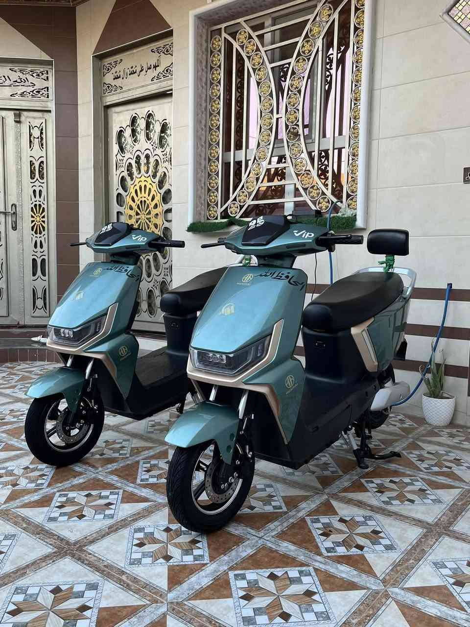 السلام عليكم
ماطور شحن للبيع 
جديد ماصار شهرين من اخذته
بصمه عدد سويجات اثنين وكرت شاشه 
6بطاريات كبار  نضام بكR
السعر575وبي مجال 
***********
