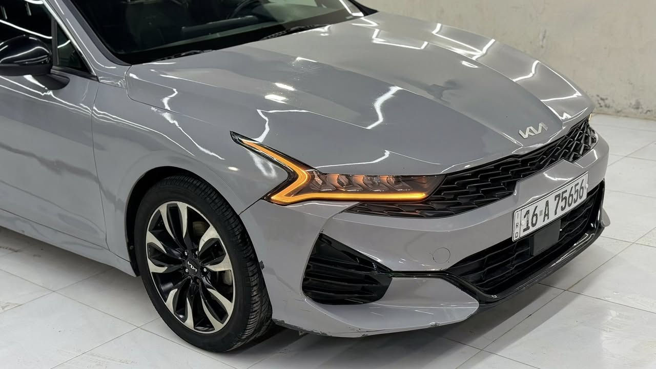 السلام عليكم

كي فايف K52022. 

رقم قادسيه حره باسمي دولي تحويل مباشر

مكينة 1600تيربو

   ماشية.97m. 

مواصفات فول ماعدا البانوراما قماره مغلفه PPF

بصمة تشغيل عن بعد رادارات جانبية رادارت امامية خلفية. 

شاشة وكامرة لدات امامية خلفية تحكمات جهتين 

🔦 كشافة زنون لدات نهارية ويل كروم كشنات جلد 

ثلاث انضمة قيادة توقف ذاتي تبريد بيانوً 

وباقي المواصفات معروفة 

السيارة. فقط.  بنيد وجاملغ عكس السايق بدون شواصي ولغود وصور الحادث مرفقة مع الصور. 

للبيع او المراوس. السعر 168 وبيها مجال 

للاتصال *********** مكاني الدوانيه
