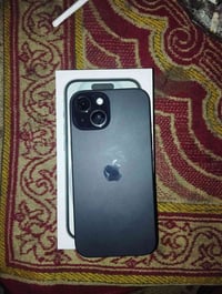 آيفون 15 • ١٢٨ • بطارية ٩٠٪