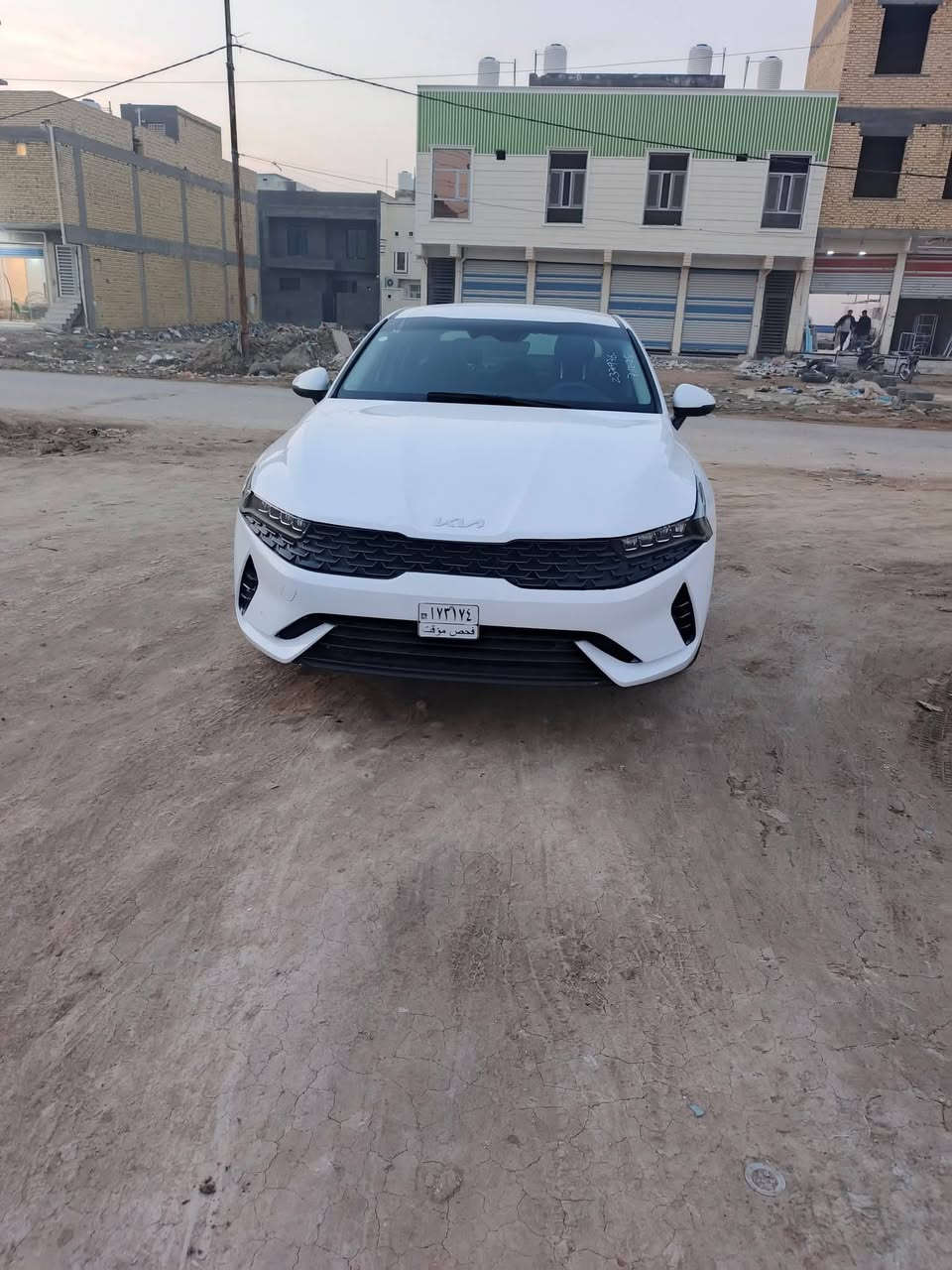 السلام عليكم// كي فايف موديل 24 ماشيه 16 الف سياره جديده ليبل واحد دخول جديد كتاب شهداء ذي قار شرط وكاله  عامه سعرها اتصل واتساب ***********
