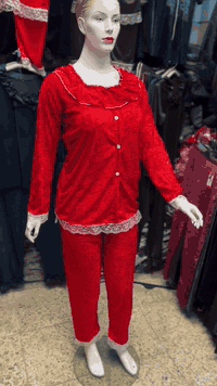 تراك قديفة  ناعمة /قاسات /s/M/L/LX سعر مناسب درزن   (84 الف) الحجز. 07...