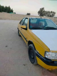 عندي سياره بيجو لميس للبيع2013صاحبها ثاني يوم يحول السياره عوزها ترتيب