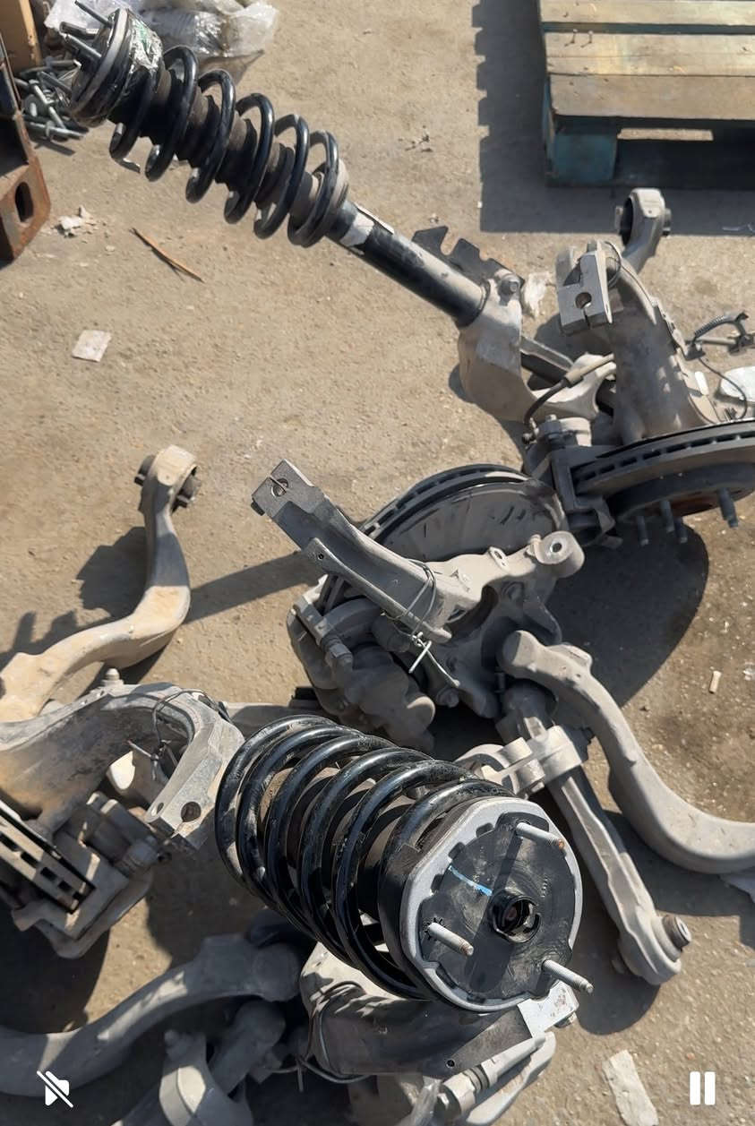 💥وصول  ادوات  …جيب  كراند شيروكي  L … الشكل  الجديد     2022 ….    2024
1  -    ادوات صدر  كامله جديد اصلي وكاله ومستخدم
2 - بدنات كامله  اماميه هايبرد
3 - مراوح عاصفه  وعاديه
4- مشط استيرن 7 راكب  و  5 راكب 
5 - براد  دهن اصلي 
6 - حساس ABS 
7 - فلاتر شوته  و تبريد
8 - فلنجات امامي  وخلفي 
9 - جاملغات  اماميه  الوان بلادي  …  وتجاري
10 - بنيد الوان    …..   وتجاري
11 - دعاميات اماميه الوان  5  راكب  … وسبعه راكب
12 - لحيه خلفيه 
13  - ايرباك دشبول ودركه 
14 - بوربرن امامي 
15 - راديترات  ماء  و  تبريد 
16 - دشابيل  كامله  وفارغه
17 - حداديه  تجاريه  كامله
18 - لايتات  تفصيخ  …  وتجاري
19 - فافونه بدنه  اعلى  اصليه  وتجاريه
20 - بدنات كامله امقفله ومفروطه
21 - ابواب  كافه  الالوان  5 و7
22 - بكلايتات  تفصيخ  ووو  تجاري ال 4 قطع
23 - بدنه تجاري
24 - شاشات  
25  - ￼عقول  وقواعد  فيوزات 
26 - كاردنات..  و  تانكيات بانزين  .. صالنصات 
27 - محركات   تفصيخ   وو  جديد  ..  كيرات
28 - كشنات  كافه الالوان 
29 - سيتات  كافه  الالوان  
30 - جوبلسات دبلات الشكل  الجديد  امامي وخلفي  

الادوات  جميعها  جديده  اصليه  شركه  وكاله  موبار الاصليه   ويوجد  تجاري 
***********  للأتصال 

https://maps.app.goo.gl/o73HDJPEDWxdceCC8?g_st=iw

لوكيشن المكان 👆👆اضغط  الرابط  للعنوان

‏كراج الأمانة شارع الصناعة الفرع المقابل لمستشفى العلوية للطفل  الفرع المقابل لباب المستشفى فرع صيدلية بيبي 1  ￼
