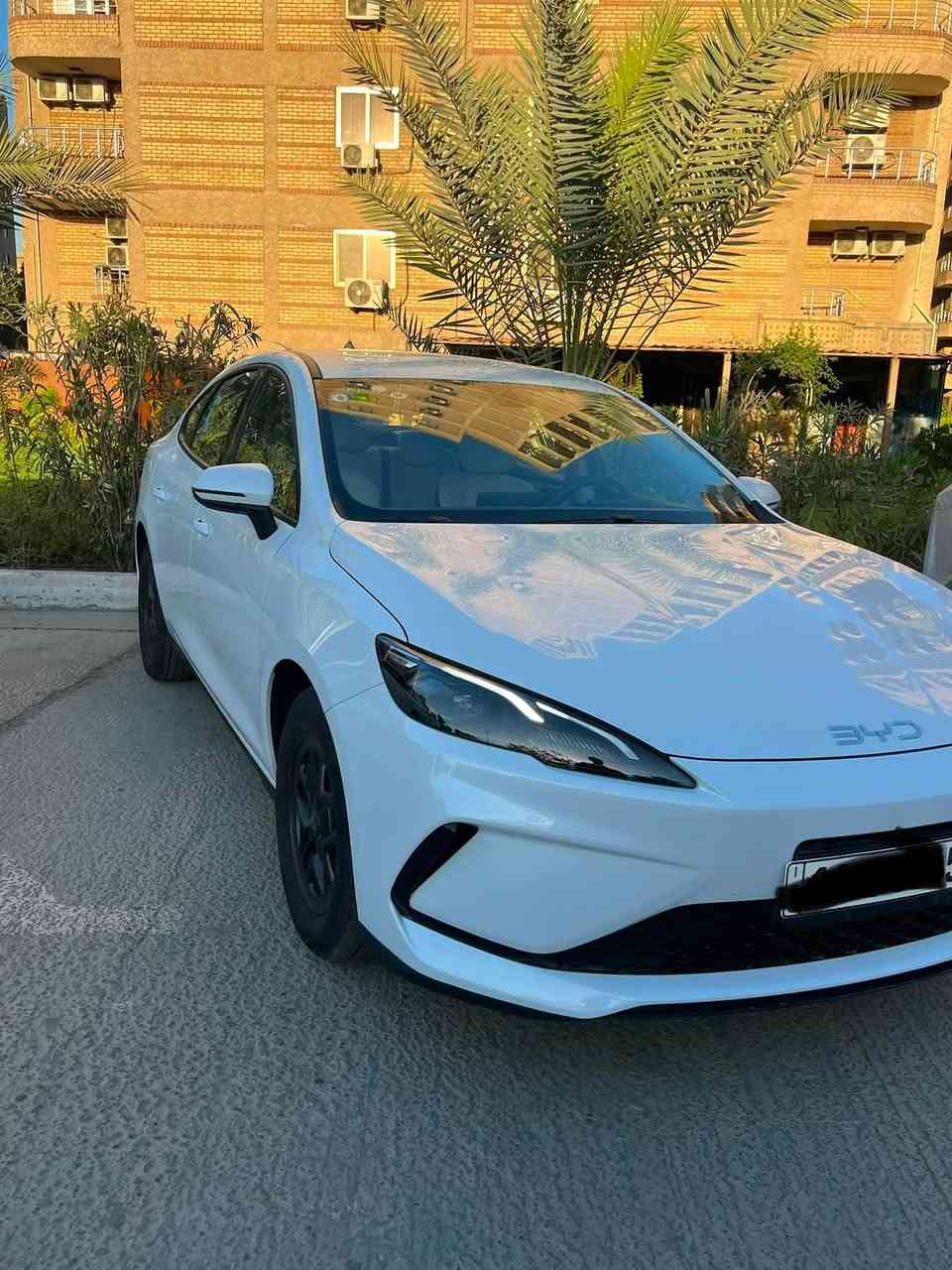 السلام عليكم
للبيع فقط سيل فايف رقم بغداد سنويه ب اسمي تحويل ثاني يوم 🔥
 BYD SEAL (5)  25 مديل 
ماشيه / 11000 الف 

مواصفاتها معروفه
محرك 1500 هجين ثلاث انظمه
شحن ذاتي + هايبرد + شحن خارجي
يمشي بالتفويله 2000 كيلو مع الشحن المنزلي 2100
مقاعد جلد ابيض
شاشه وسطيه كبيره + كامره خلفيه دواره
جلد D دركه
بكلايت لِد
بصمه
هاند بريك بصمه اوتو هولد
كيجات شاشه
لايت لِد لايت اوتو + لِد صباحي
تبريد قطعتين

ملاحضه / السيارة بيها رصعه كلش بسيطه الباب الخلفي اليمنه + طخه ما بينه بل حافه مال باب الخلفي وره السايق فقط 🔥

السعر / 19مليون و 700🔥

مكان السياره بغداد الكرخ 
للتواصل / *********** واتساب
