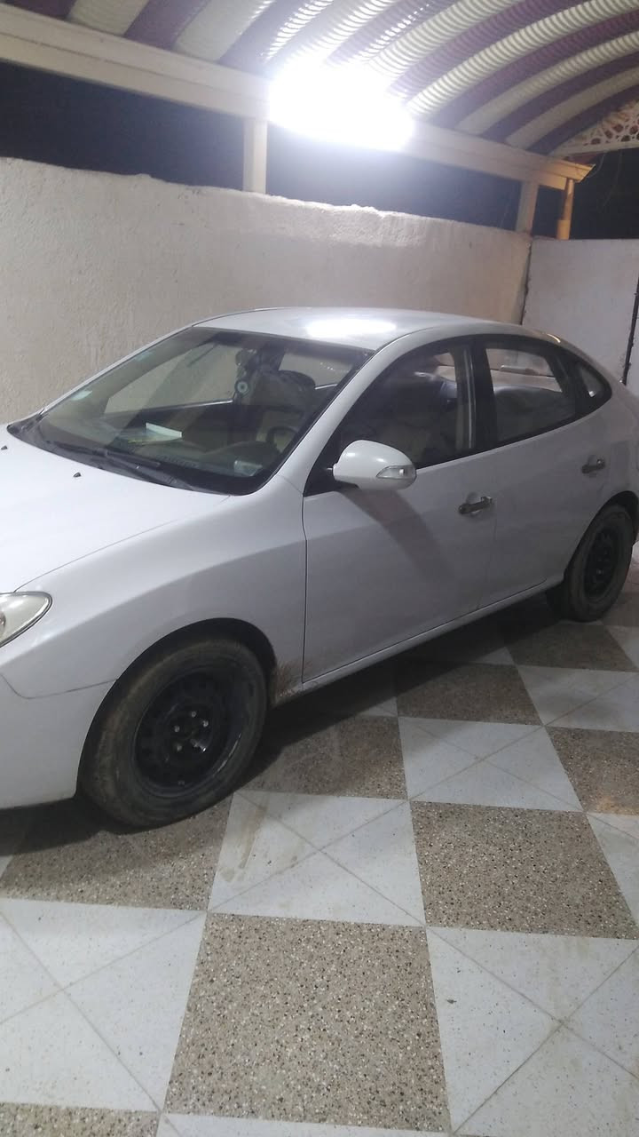 النترا ١١ خليجي كفاله صبغ تبديل بيه بارد فقط رقم واسط جديد مكينه١٦٠٠السعر١١٨ الاستفسارر
***********
