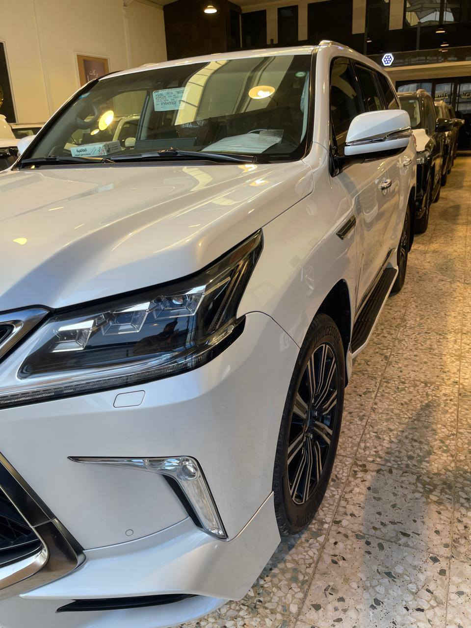 🚘 لكزز موديل 2020 بريم
🔹 الممشى: 33 ألف كم
🔹 شرط كبات – غير مشدودة
🔹 الصندوق الخلفي أسود وعلى قفلته
🔹 السيارة مغلّفة PPF بالكامل
🔹 مواصفات لكزز بريم المعروفة (فل)
🔹 نظافة عالية جداً وجاهزة للفحص
💰 السعر: 83 ألف
📍 رقم بغداد
📞 للاتصال: ***********
