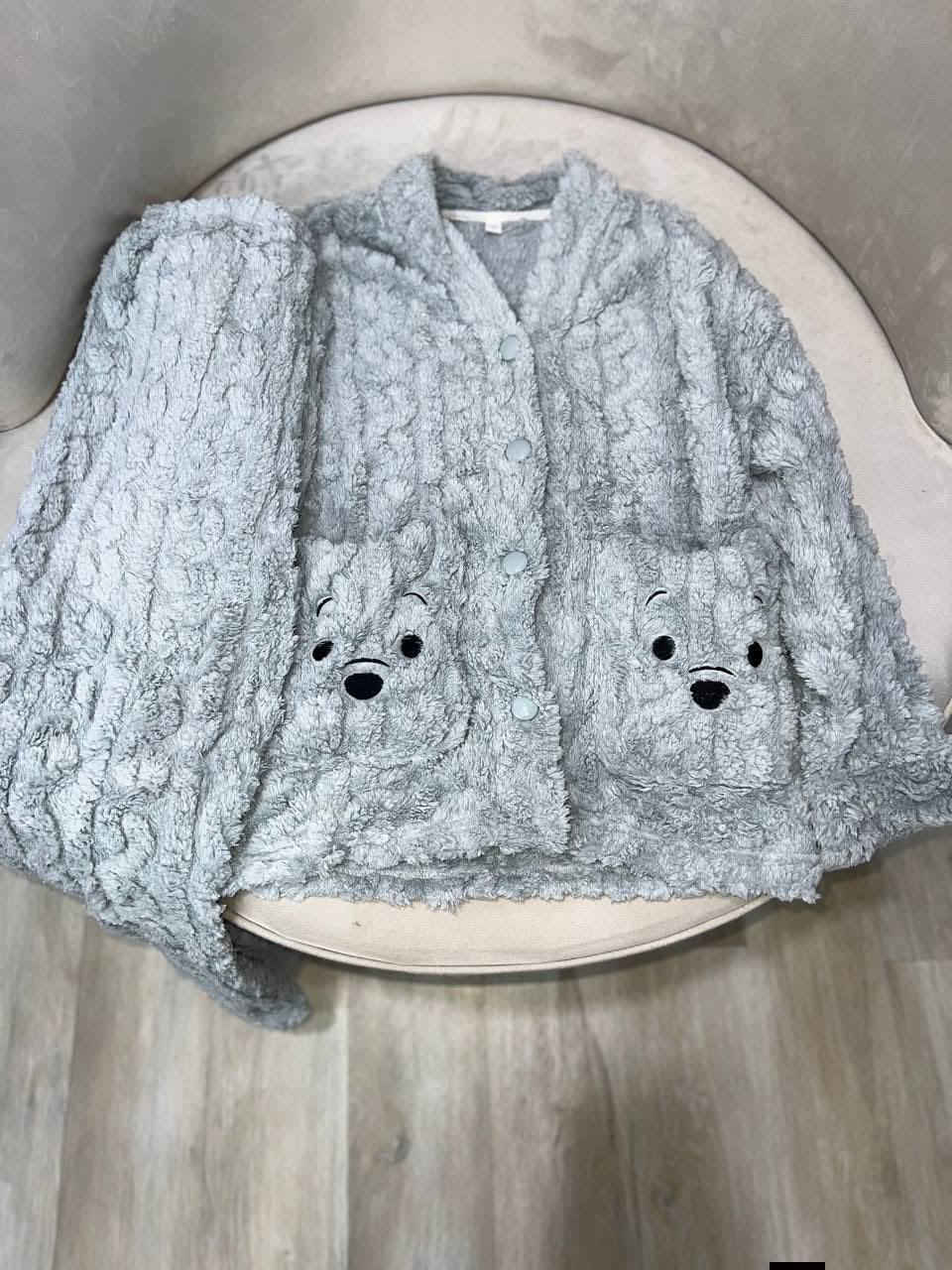 تراك نسائي خامه فروه ثقيله 
السعر 8 الف بلاااااش 🔥 
حجز والاستفسار واتساب 
***********📱
يوجد خدمة توصيل 🚕 
محافظات 5الاف 
بابل المسيب 3 آلاف 
المسيب حي العسكري 🏍️ مجاني
