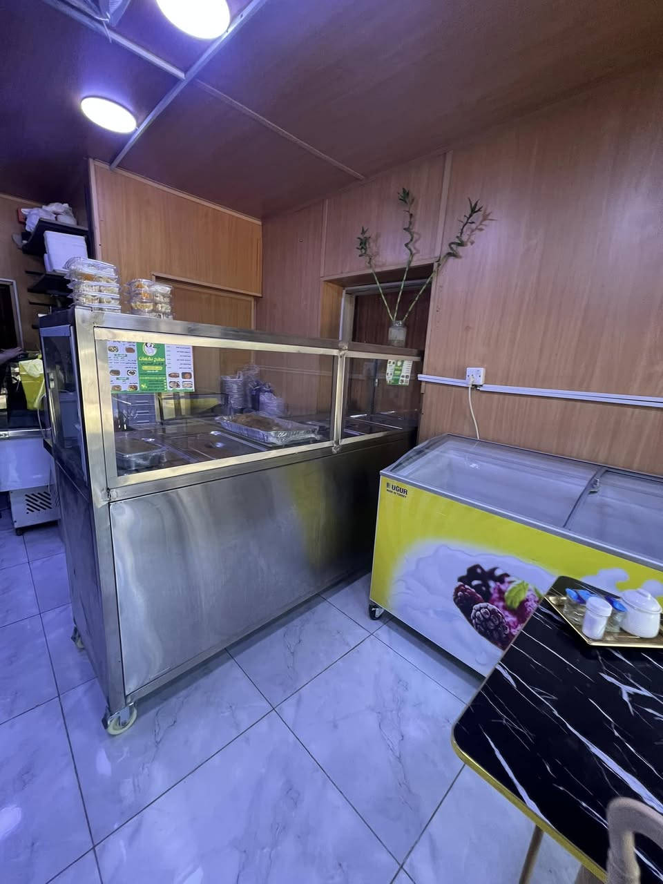 يوجد اغراض مطعم للبيع للاستفسار الاتصال على الرقم *********** او مراسلة الصفحة
