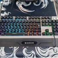 كيبورد حديد • إضاءة حلوة • كفر شفاف