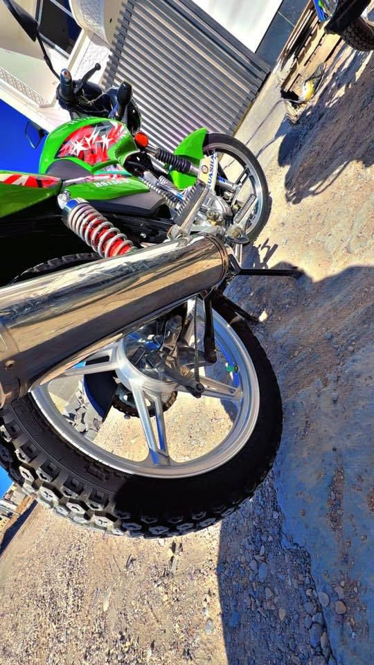 السلام عليكم دراجة هيوشا جديده بلاديه مامفتوح بيه شي ع وضع البلاد موديل ٢١ مكاني الفلوجة قرب كلية التمريض رقم التليفون *********** التواصل على الرقم فقط
