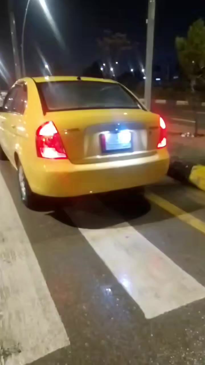 اكسنت 2009 وارد كوري رقم انبار  السيارة باسمنا هيئة وغرامات مصفرة
محرك أثر نفخ  كير شرط تدفئة وتبريد شرط طخم امامي خلفي جديد بدلته  قبل اسبوع جاهزة كبل للشارع
بدون ضرر سياره كلين مابيها اي حادث صبغتها مره وحده 
مكان السيارة موصل الزنجيلي 
*********** قفلها لاتعبني ولا تعبك ٩٥  وكلشي تلكي بلسوك
