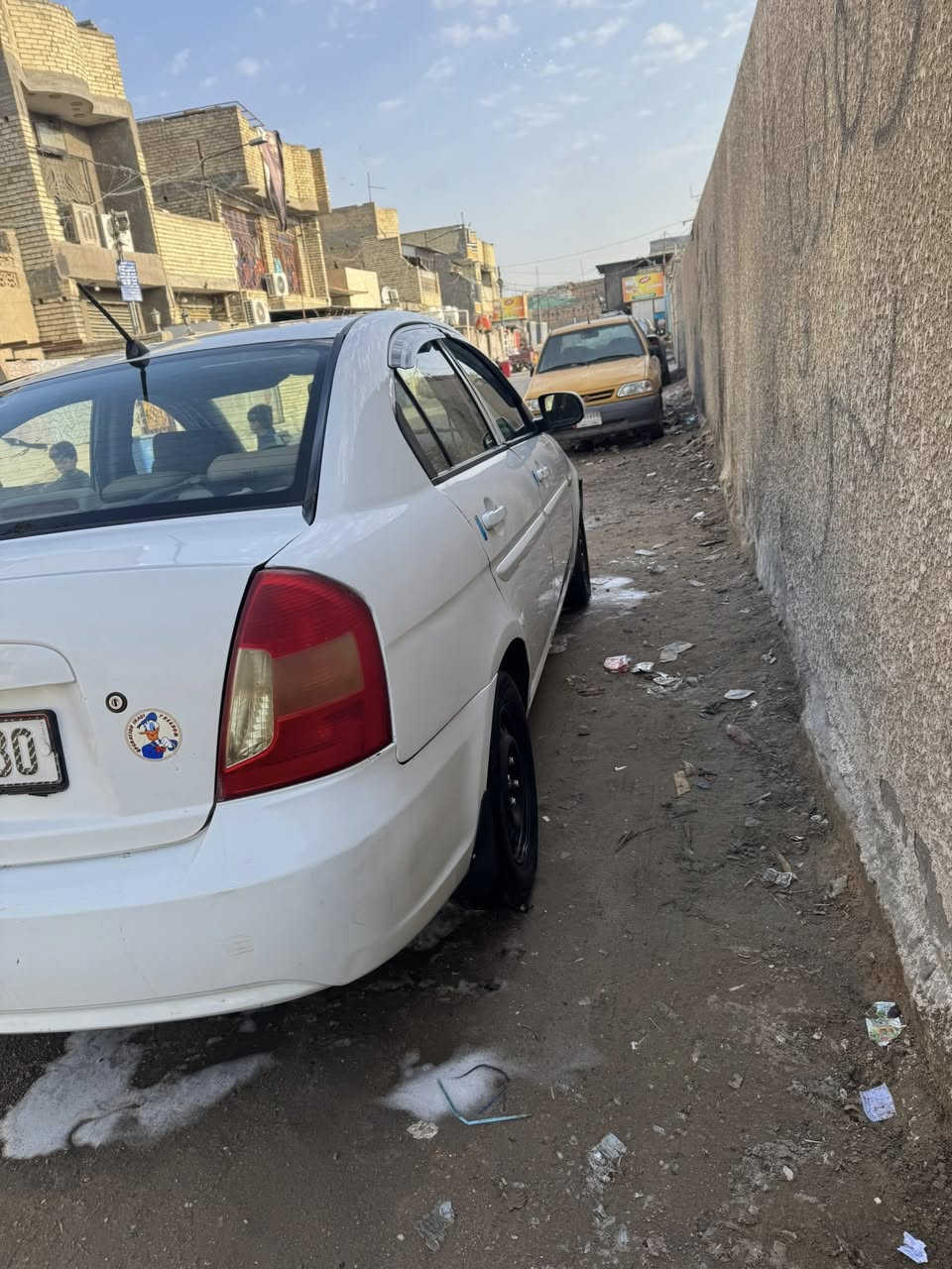 السلام عليكم اكسنت ٢٠٠٨ الشكل القديم  مصبوغا حزام مكينه ١٦٠٠تبريد شغال كير اوتماتيك  السياره باسمي  رقم دولي *********** السعر ٦٥ بيها مجال قليل
