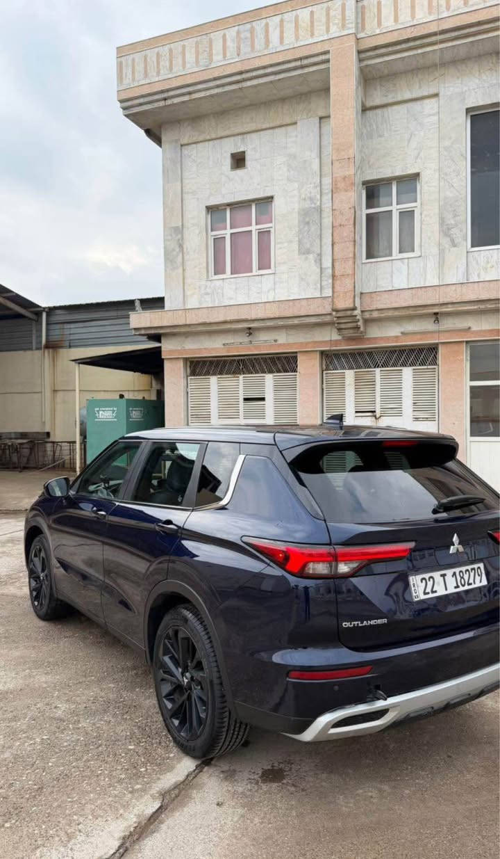 السلام عليكم 
اوتلندر 2023 SE
سعر :170 
حجم المحرك : 2.5L (4.سلندر)
ملاحطة السيارة : بوند و جملغ  صبغ  
يرباك ستيرن سيستم بيلادي  ✅
سياره مرقم جاهز ✅
المواصفات : 
فورويل AWD
‏‎ابواب بصمة
‏‎بصمة تشغيل 
‏‎شاشة كبير لمس
كاميرا
هاند بريك بصمة
اوتو هولد (𝐀𝐔𝐓𝐎 𝐇𝐎𝐋𝐃)
اوتو ستارات (𝐀𝐔𝐓𝐎 𝐒𝐓𝐀𝐑𝐓)
اوتو ستوب (𝐀𝐔𝐓𝐎 𝐒𝐓𝐎𝐏)
رادار امامي (تحديد مسار)
‏‎رادار جانبي (نقاط عمياء)
‏‎رادار خلفي (التحذير من الاصطدام)
‏‎حساسات امامي
‏‎حساسات خلفي 
نظام (𝐄𝐂𝐎)
نظام (𝐍𝐎𝐑𝐌𝐀𝐋)
نظام (𝐒𝐏𝐎𝐑𝐓)
نظام (𝐒𝐇𝐎𝐖 𝐧𝐨/𝐨𝐟𝐟) 
نظام (𝐌𝐔𝐃&𝐒𝐀𝐍𝐃) 
‏‎تحكمات استيرن 
‏‎كشنات كهربائي 
‏‎كشنات هيتر
‏‎تبريد لمس
‏‎تبريد مركزي  
‏‎لايتات (𝐋𝐄𝐃) عدسة زينون بيلادي
‏‎بلوجكترات (𝐋𝐄𝐃) بيلادي
‏‎بكلايتات (𝐋𝐄𝐃) بيلادي
‏‎ويل كروم حجم 19

تفاصيل اكثر الاتصال علی ارقام التاليه ‏
***********
[***********]
عنوان📍عقره اكر, نينوى
