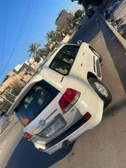 سلام عليكم للبيع تويوتا لاندكروز 2010 (6)V سلندر 4000 رقم بغداد بسمي شرط التحويل سيارة مكفولة كفالة عامة بيها بارد اربع اصابع فتحة بصمة مثبت سرعة جام اوتو السعر 297$ قفل عنوان بغداد ***********
