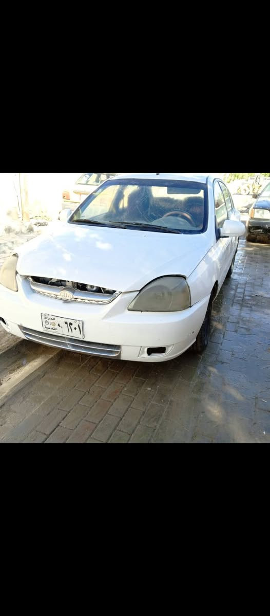 السلام عليكم كيه ريو موديل 2005جاهزه رقم قادسية السعر 16ورقه وبيها مجال راعيها متوفي واكرر النشر بسبب الوعود الكاذبه للاستفسار  الاتصال على الرقم ***********
