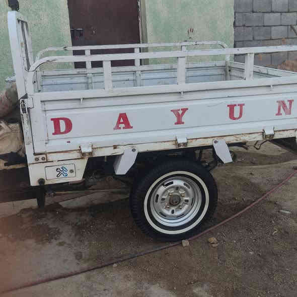 سلام عليكم ستوته البيع موديل 22 مكفوله المحرك برقي ما مفتوح الوراق صولي بسمي مجمع الكرار مكفوله كلش مستعجل على البيع السعر 2200 وبيه مجال الشراي الإمكان ناصريه المركز 
الرقم ***********
