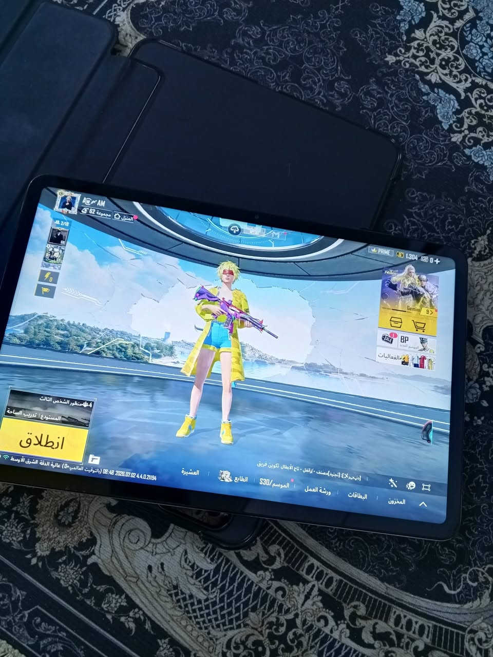 ***********
